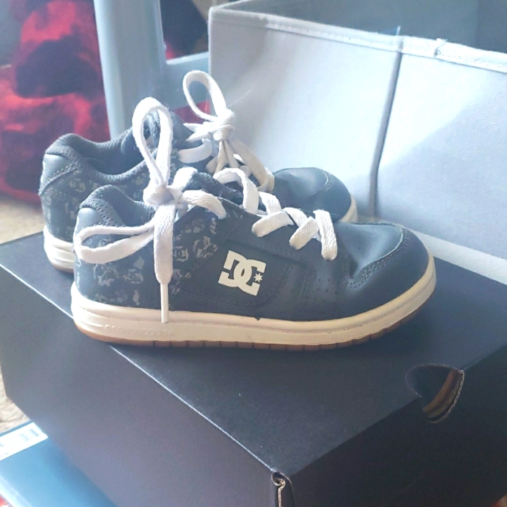 DC Boys sneakers